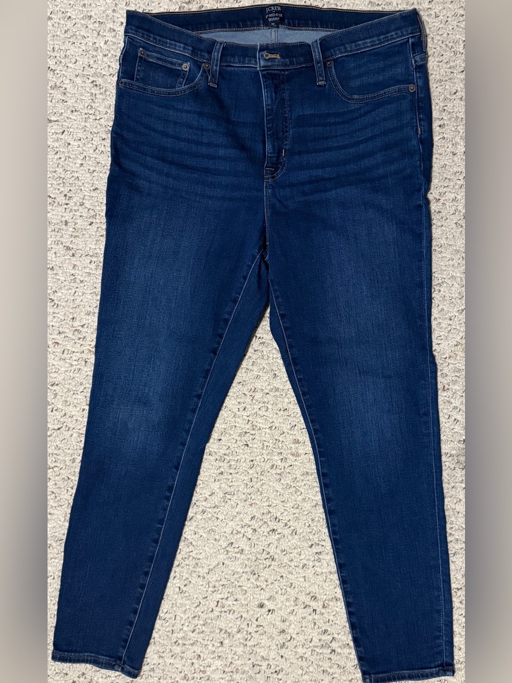 J.Crew 9" Mid-Rise Skinny Jeans Blue Dark Wash Size 32 AK525 Stretch
